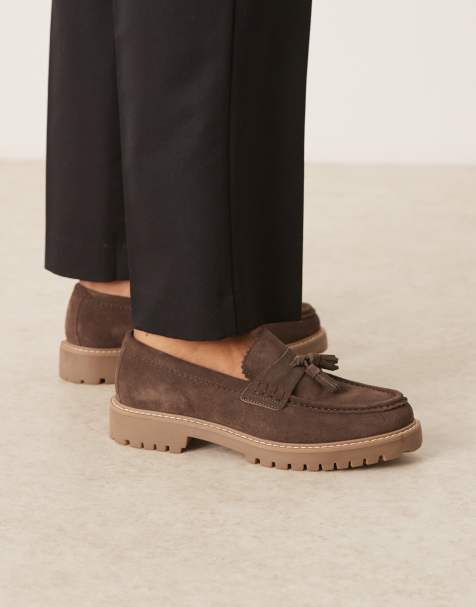 Walk London – Sean – Bruna loafers med tofs i mocka - view 1