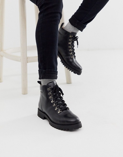 WALK London sean hiker boots in black leather