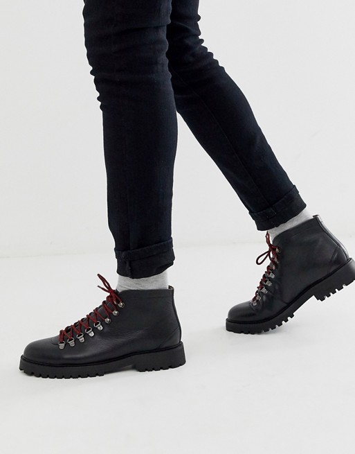 Walk London sean low hiker boots in black leather
