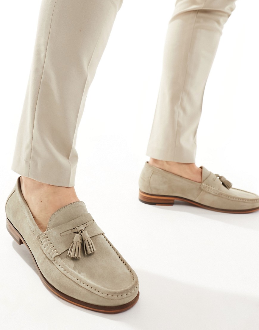 Walk London Tino Tassel Loafers In Stone Suede-Neutral