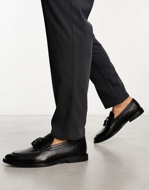 Walk London – West – Svarta loafers i läder med tofs