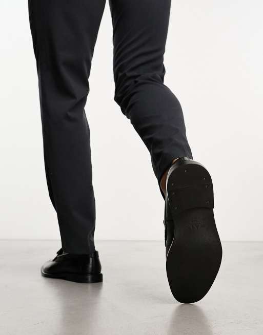 WALK London west tassel loafers in black pebble leather, 2 of 4