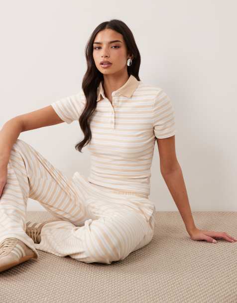 Wander Doll - Frankie - Polotop van premium jersey met korte mouwen in wit en beige, deel van co-ord set - view 1