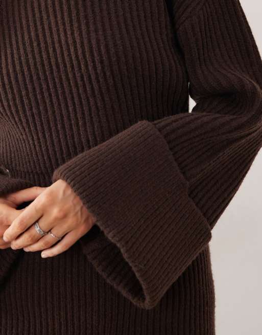 Wander Doll Mabel wool-look roll neck wide sleeve jumper in chocolate (Part of a set), 4 of 4