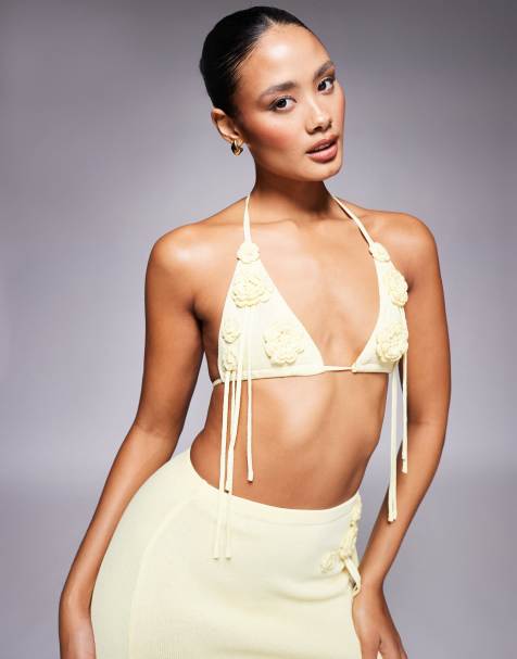 Wander Doll - Peony - Gebreide bralette met corsage en franjes in geel, deel van co-ord set - view 1