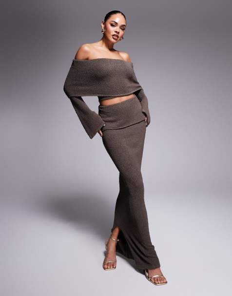 Wander Doll - Yasmin - Set van gebreide bouclé top met extreme omslag en maxirok in chocoladebruin - view 1