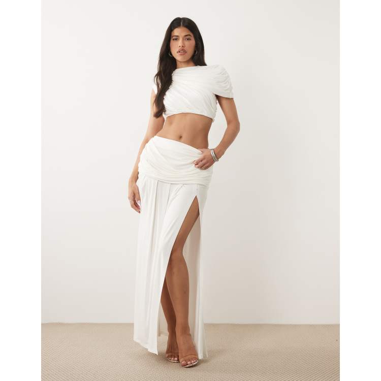 210811757-2?$n_750w$&wid=750&