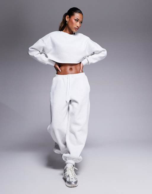 Wanderdoll - Coordinato grigio chiaro con felpa corta e joggers