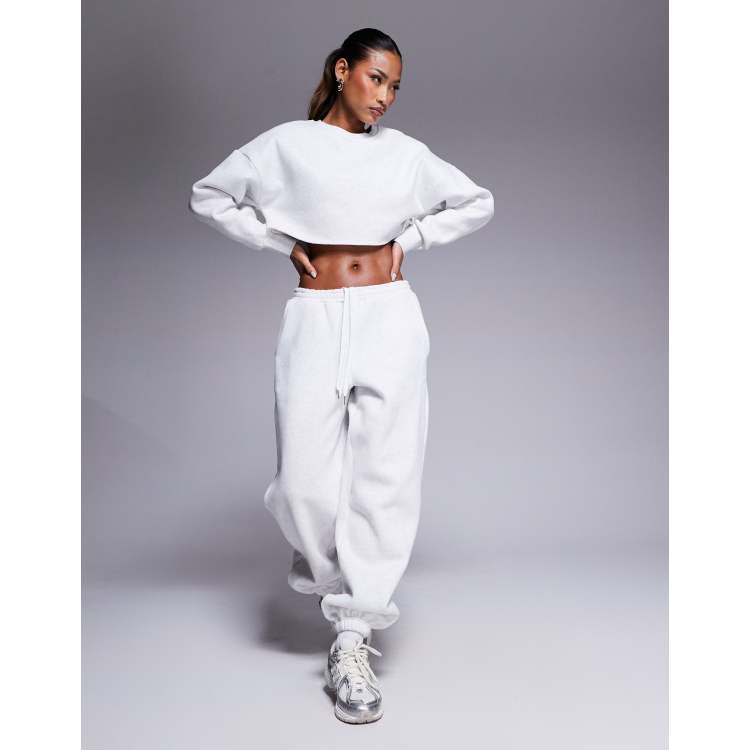 【lit】Dart Cropped Sweat 207299520-3?$n_750w$&wid=750&