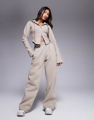 Everyday heavyweight fleece back wide leg sweatpants in mocha - part of a set-Brown