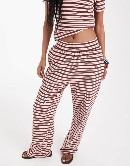 Wanderdoll - Frankie - Pantalon rayé d'ensemble ample en jersey de qualité supérieure - Rose/chocolat, 2 de 9