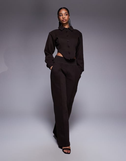 Wanderdoll - Hattie - Coordinato sartoriale color cioccolato con pantaloni con fondo ampio e cucitura e camicia stile corsetto con colletto