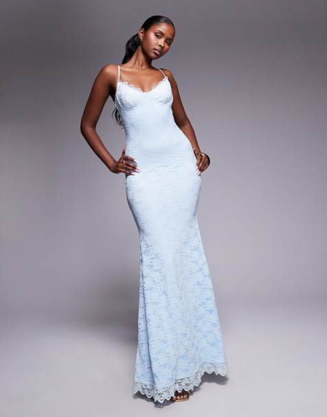 Wanderdoll - Leah - Robe longue structurée en dentelle avec bretelles fines et ourlet plongeant - Bleu clair - view 1