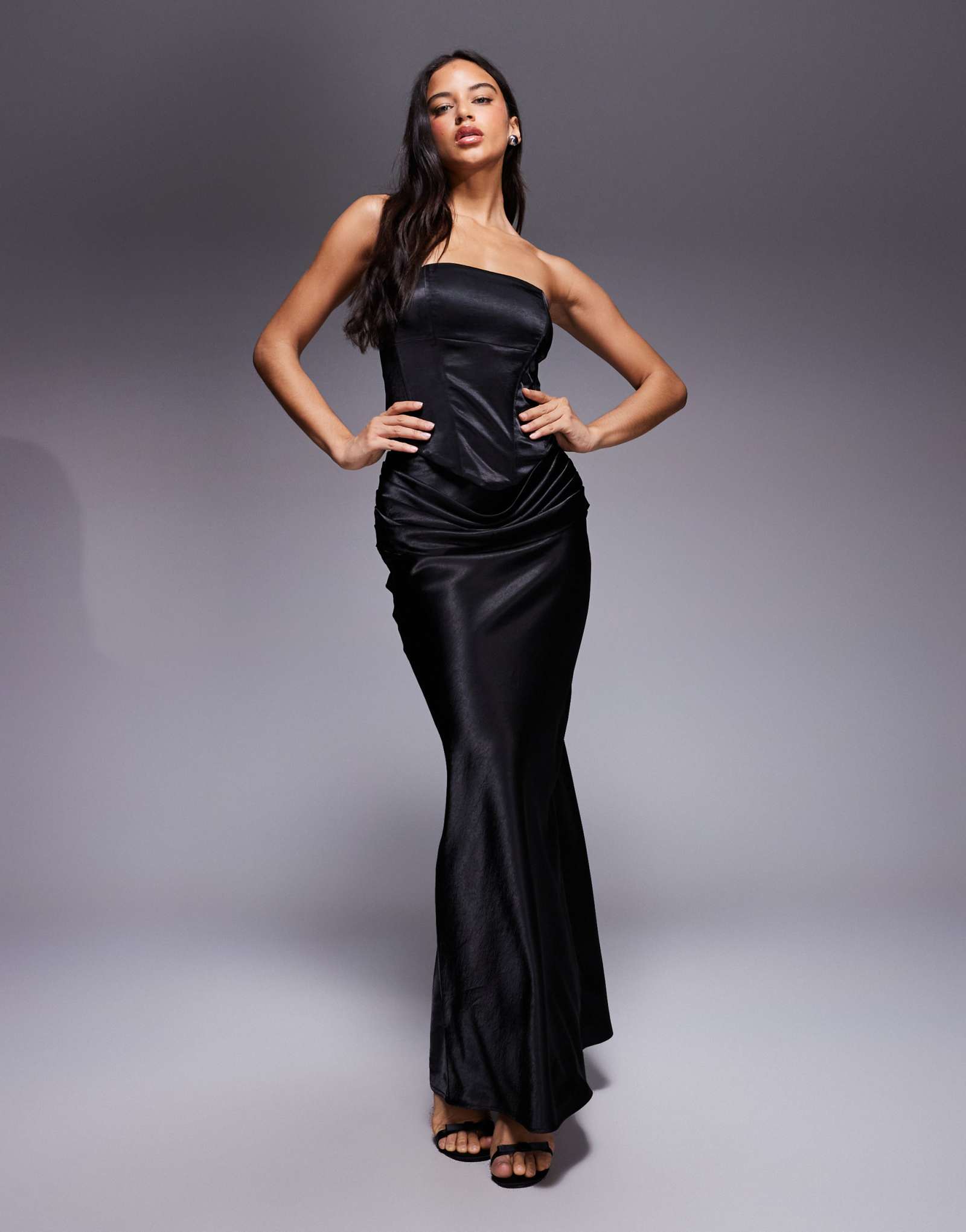 Атласная юбка макси с драпировкой на талии Wanderdoll Luna черного цвета - часть комплекта