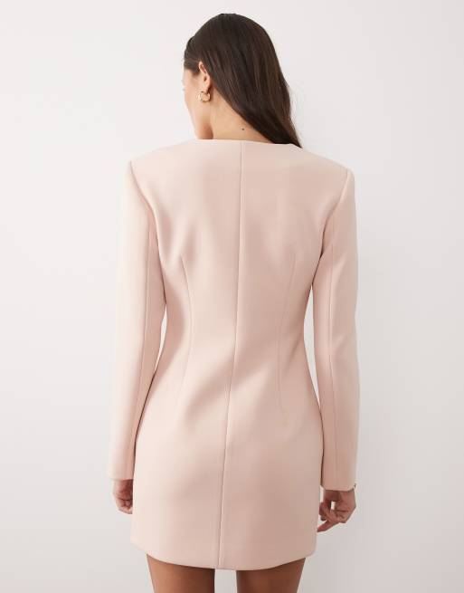 Wanderdoll – Pippa – Hochwertiges, elegantes und strukturiertes Minikleid in Sanftrosa mit Schulterpolstern, 3 von 4