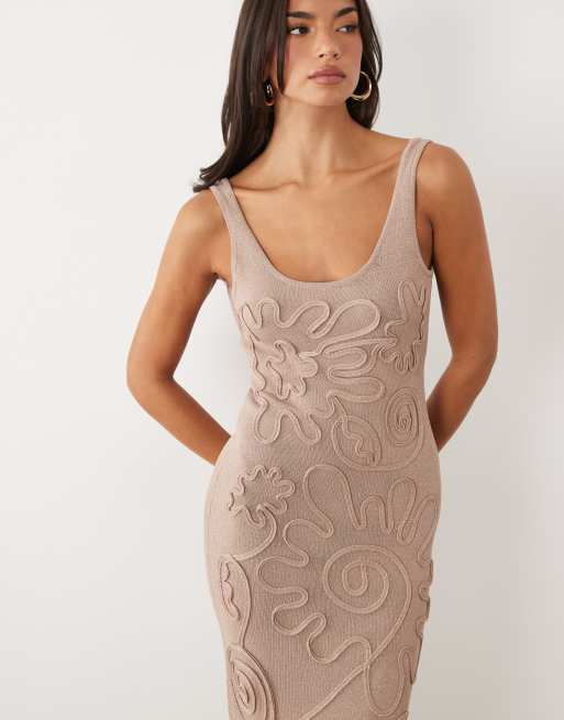 Wanderdoll Sunnie knit abstract detail tie back maxi dress in light brown, 2 of 4