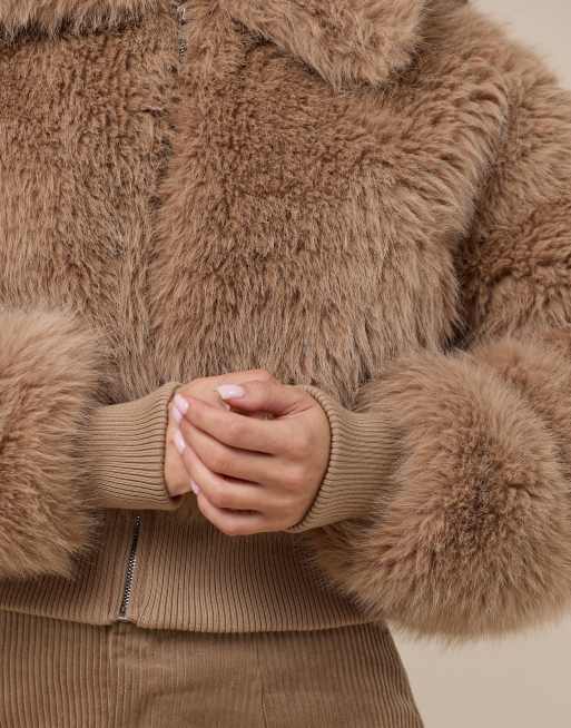 Wanderdoll Tatiana faux fur oversized collar zip through fitted waist jacket in caramel, 2 of 4