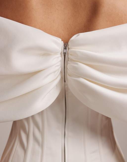 Wanderdoll - Vivienne - Top corset d'ensemble de mariée en satin structuré épais à épaules dénudées - Blanc, 3 de 5