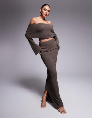 Wanderdoll - Yasmin - Ensemble en maille bouclée avec top à large revers et jupe longue - Chocolat-Marron