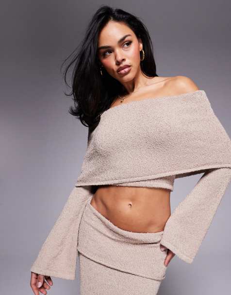 Wanderdoll – Yasmin – Top z dzianiny bouclé w kolorze taupe z wywijaną szeroką górą z dekoltem bardot i rozkloszowanymi rękawami, część zestawu - view 1