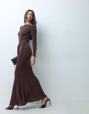 Sculpted Drape 3