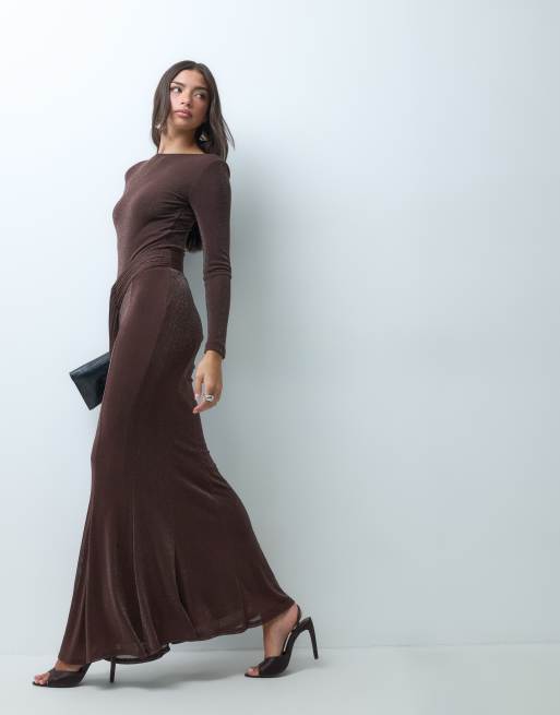 Wanderoll Nora sculpted slash neck shoulder pad detail bodysuit and drape detail maxi skirt co-ord in chocolate glitter, 2 of 3