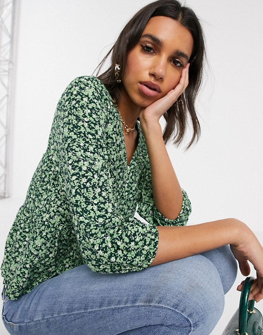 Warehouse ditsy floral print button front top in green