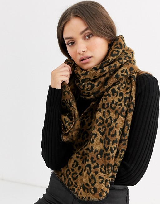 Warehouse leopard print scarf