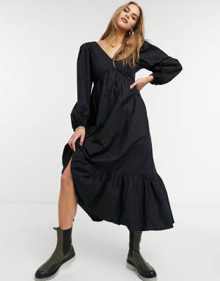 Warehouse long sleeve volume maxi dress in black