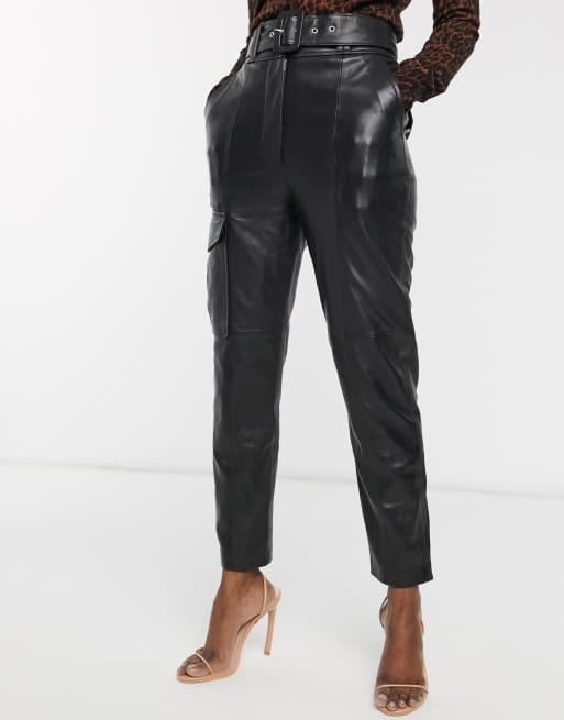 these leather pants are beautiful in 2024  Schwarze lederhose, Oberteile,  Lederhose