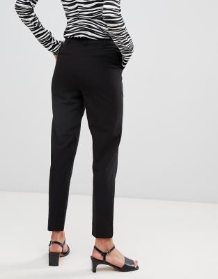 black trousers slim leg