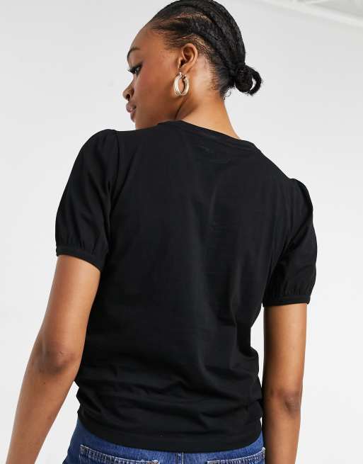 T shirt con maniche a sbuffo outlet