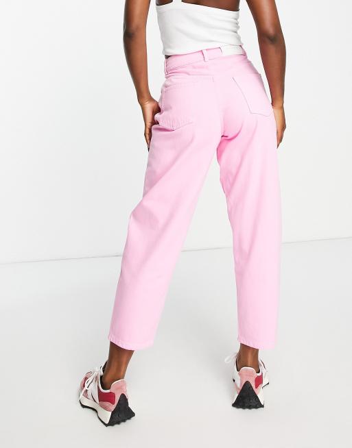 Waven balloon leg mom jean co-ord in pink, 2 of 4
