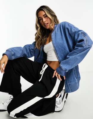 Waven dava oversized denim bomber jacket in 90s blue φωτογραφία