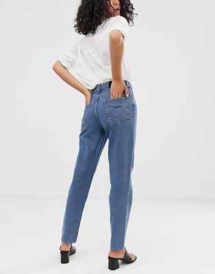 vintage wash mom jeans