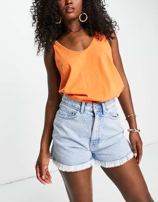 Side slit hot sale denim shorts