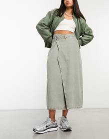 ONLY off shoulder knitted jumper in cream 