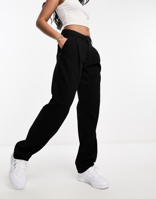 Waven – Runa – Elegante Denim-Jeans in Schwarz mit Bundfalten 