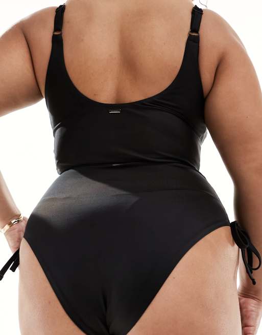 We Are We Wear Plus Sebelle bikini bottoms in black , 2 of 4