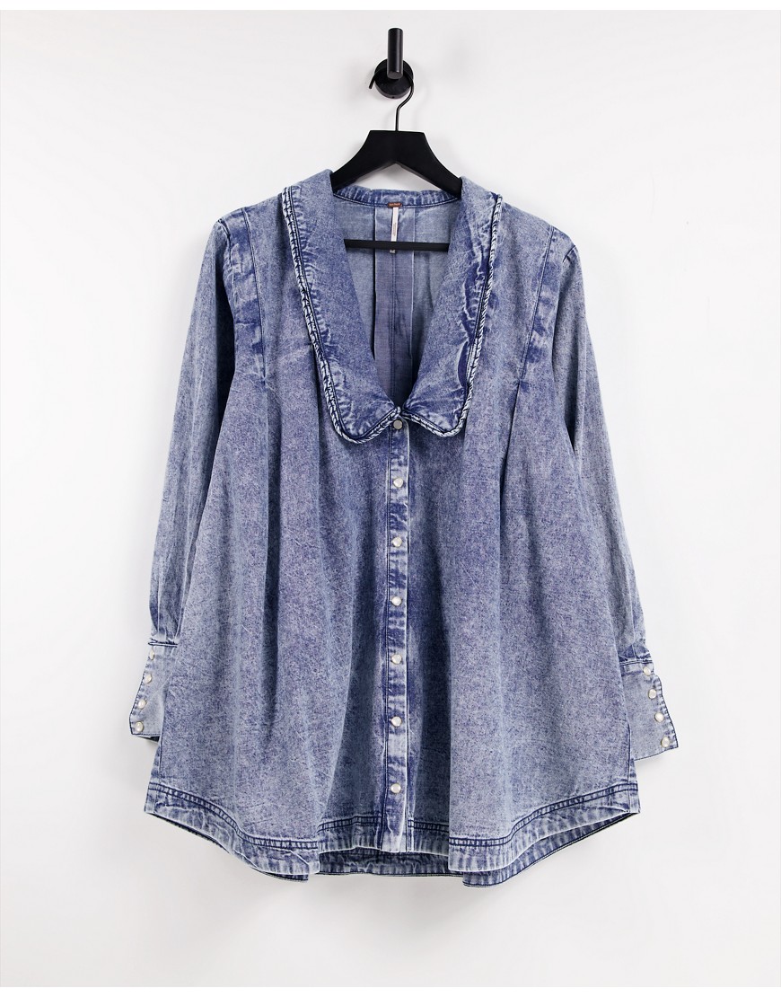 We The Free by Free People charlie oversized shirt with collar in light washed denim-Blues