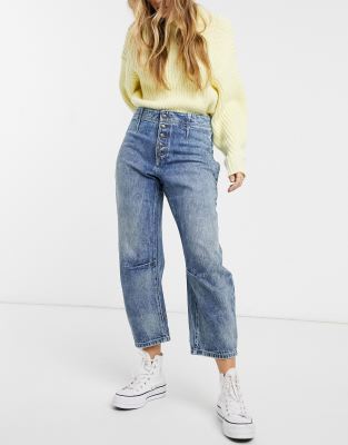 relaxed wide leg jeans