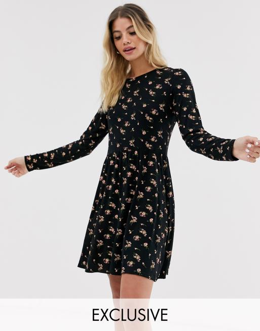 Wednesday's Girl - Aangerimpelde jurk met lange mouwen en bloemenprint