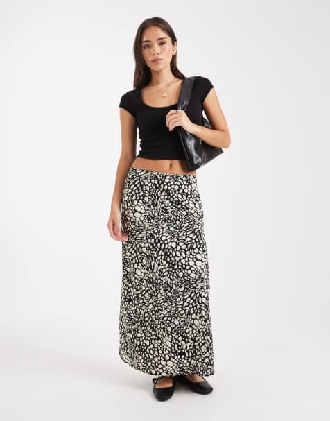 Wednesday's Girl abstract print skirt in black - view 1