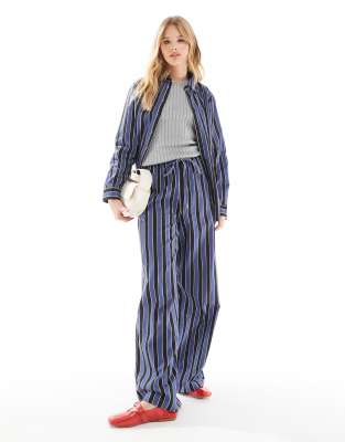 Wednesday's Girl Wednesday's Girl block stripe wide leg trouser co-ord in blue-Navy