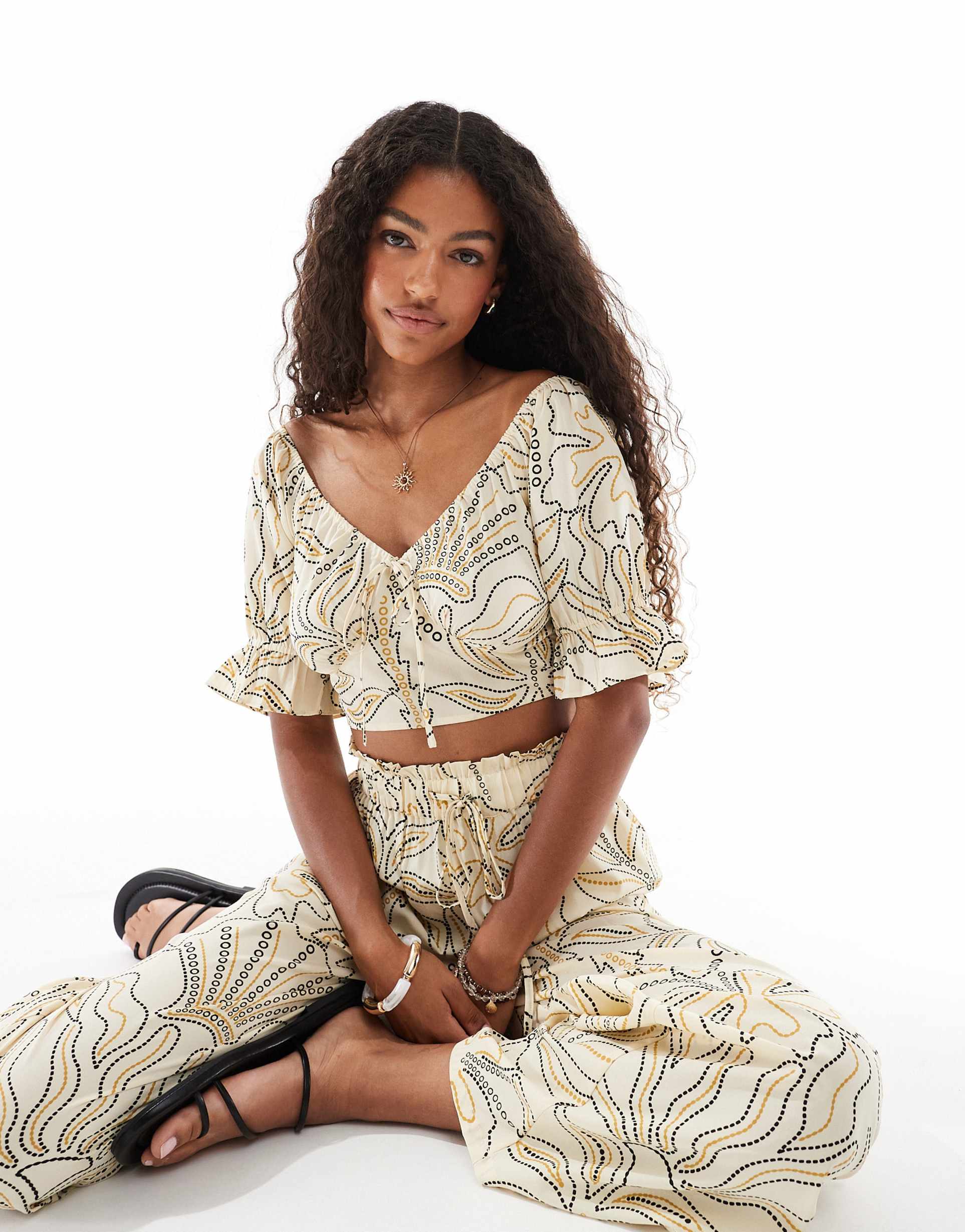 wednesday's girl bloom detail puff sleeve cropped blouse in yellow