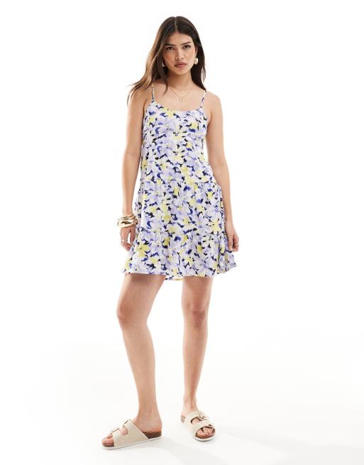 Wednesday's Girl – Bloom – Gestuftes Hängerkleid in Blau geblümt