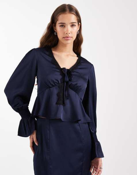 Wednesday's Girl - Blusa a maniche lunghe in raso e pizzo blu navy - view 1