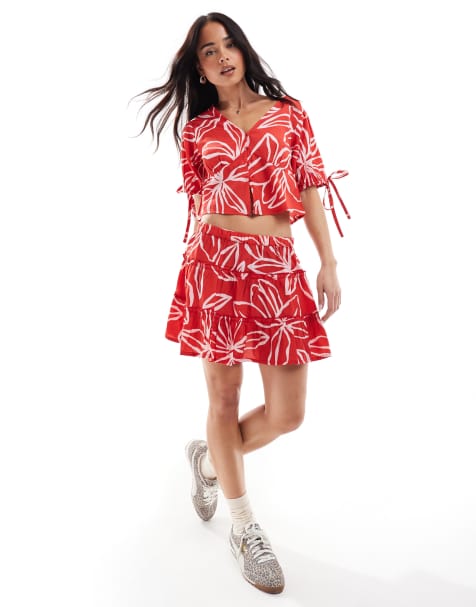 Wednesday's Girl bold bloom print mini skirt co-ord in red