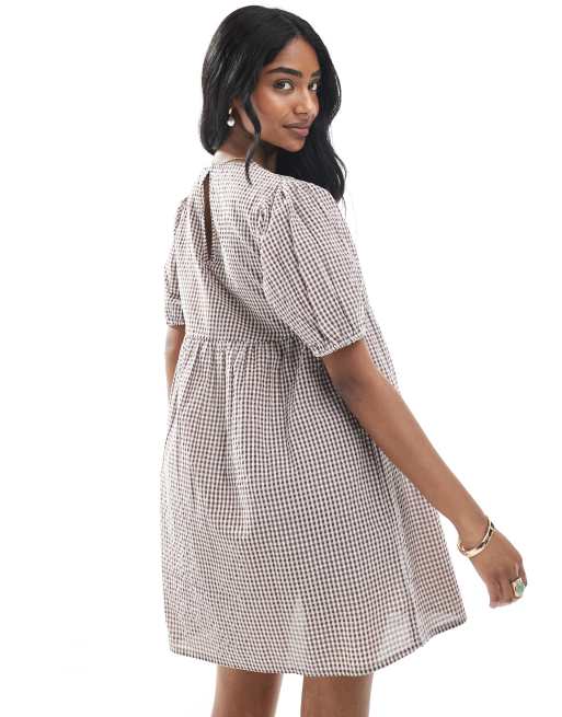 Wednesday's Girl - Brun mini-smockkjole med gingham-tern, 3 af 4