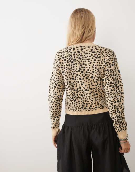 Wednesdays Girl button up cardigan in leopard print, 3 of 4